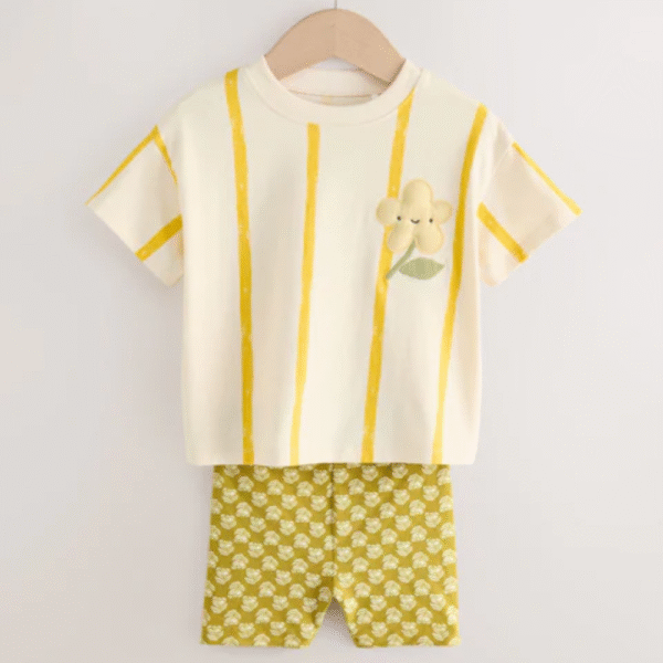 cream padded flower short t-shirt set