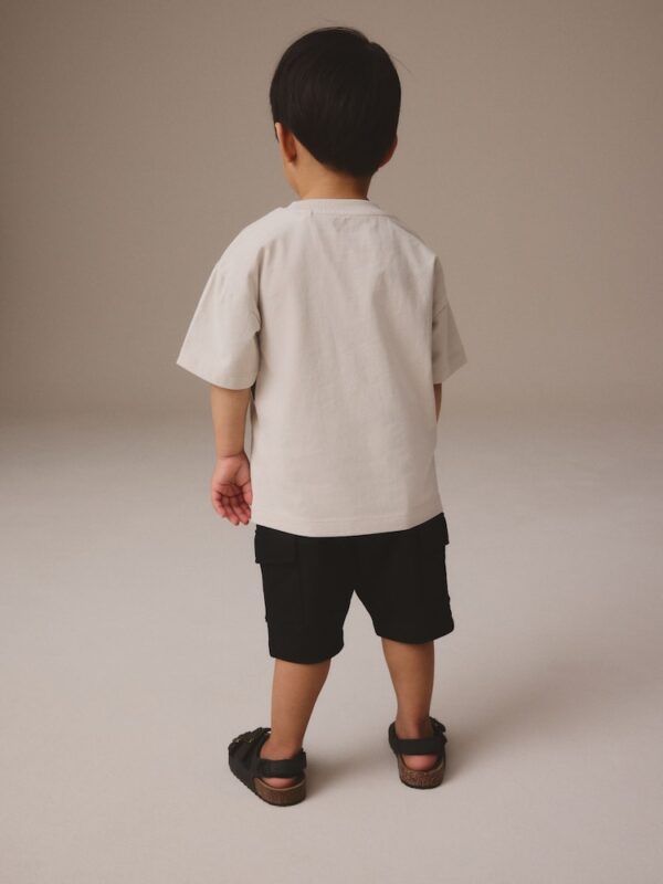 Stone Short Sleeve T-Shirt & Utility Shorts Set