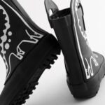 Black Colour Changing Dinosaur Handle Pull On Wellies