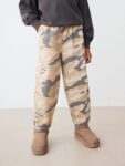 Camouflage Barrel Print Jeans