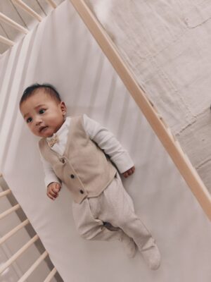Neutral Smart Bow Tie Baby Sleepsuit