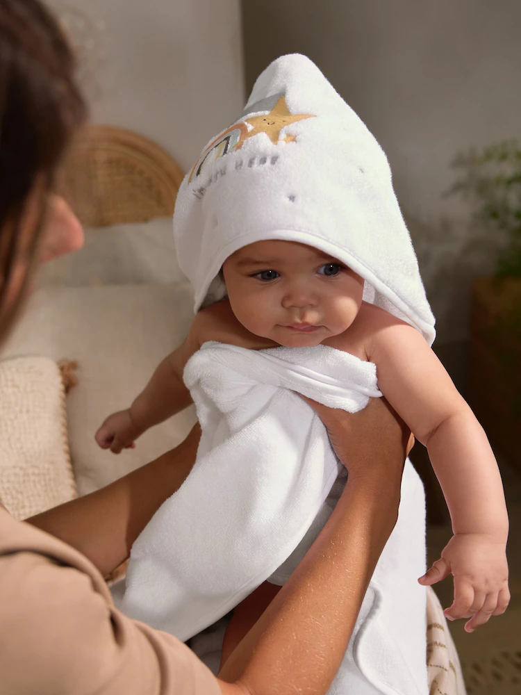 White Im New Here 100% Cotton Hooded Baby Towel