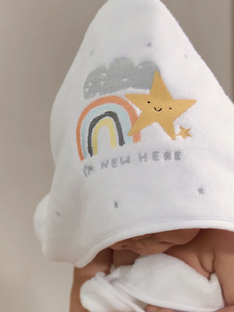 White Im New Here 100% Cotton Hooded Baby Towel