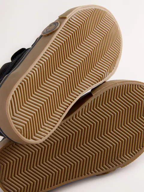 Black Standard Fit (F) Touch Fastening Skate Trainers