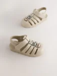 Neutral Bear Fisherman Sandals